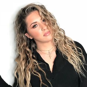 Meet your Posher, Giavonna